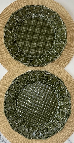 Grasslands road pottery - grasslands, green
