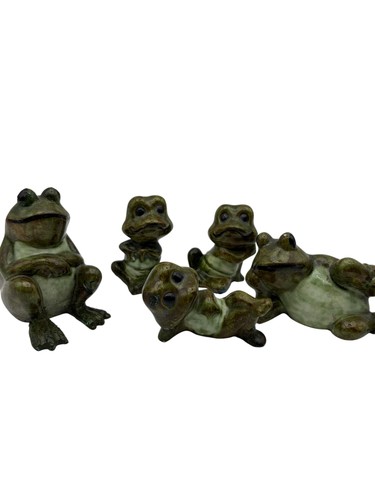 Clay frog figurines - frog, set